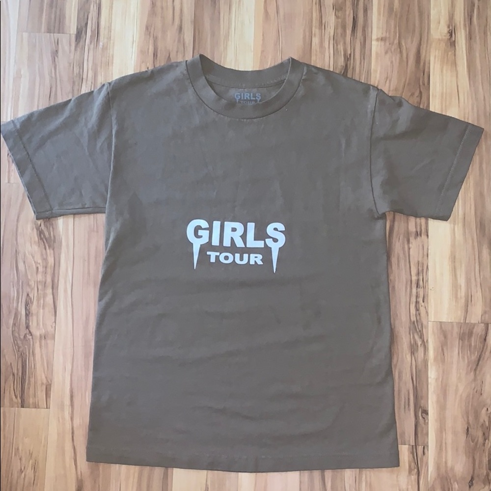 Tan GirlsTour Tee